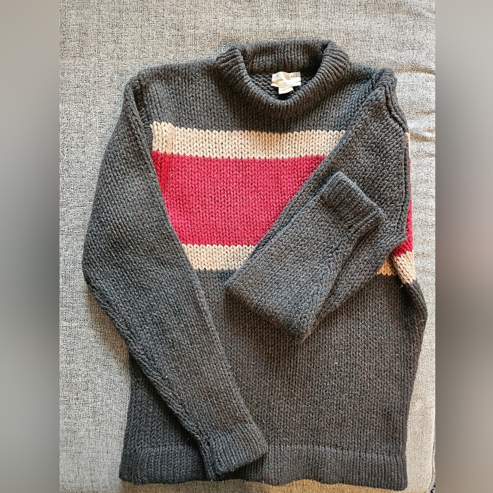 American Eagle men's heavy knit sweater